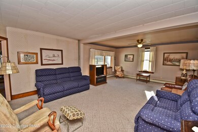 2 Living Room (1)