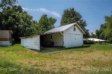 222 Odonald Rd, Asheville, NC 28806 - photo 4