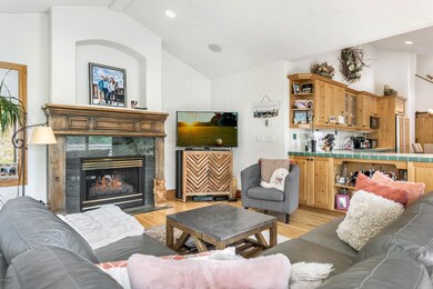 21 Hackamore Rd-11