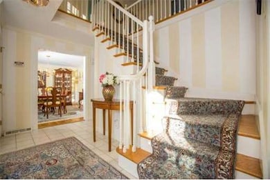 83 Loring Rd, Weston, MA 02493 - photo 3