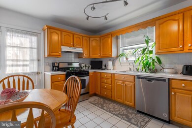 1 Walnut Hill Ln, Havertown, PA 19083 - photo 6