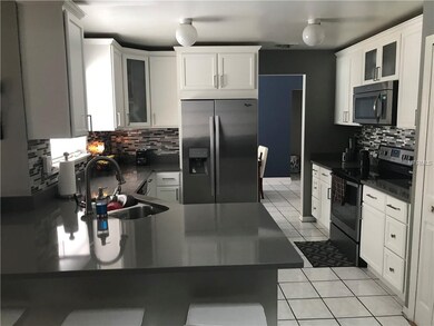 2401 Lancashire Ct, Kissimmee, FL 34743 - photo 6