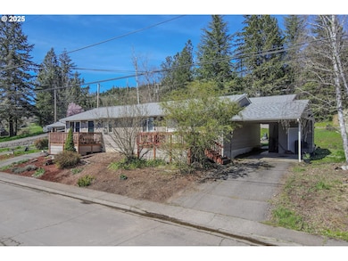 977 E Fourth Ave, Sutherlin, OR 97479 - photo 2