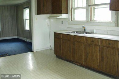 486 Marple Rd, Winchester, VA 22603 - photo 4