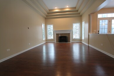 2275 Fox Boro Ln, Naperville, IL 60564 - photo 3