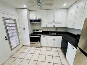 6061 N Falls Circle Dr unit 302, Lauderhill, FL 33319 - photo 2