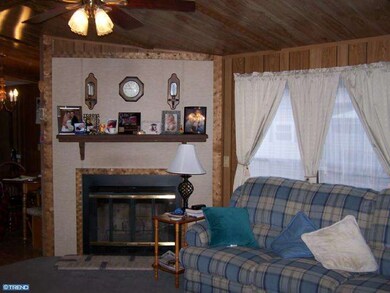 177 Liberty Cir, Hereford, PA 18056 - photo 4