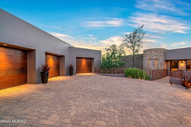 Spacaious Driveway
