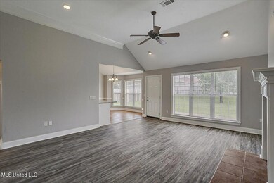 05-224 Camelot Way