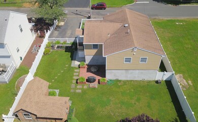 75' x 100' Lot