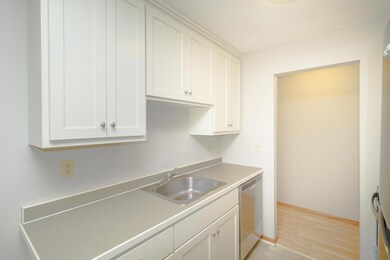 3461 Kent St unit 1015, Shoreview, MN 55126 - photo 7