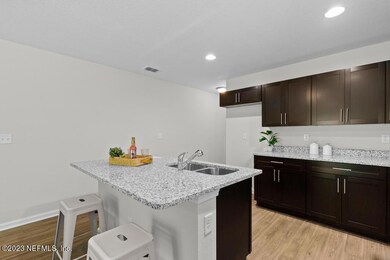 1332 Ellis Rd S, Jacksonville, FL 32205 - photo 7