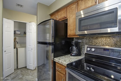 kitchenshowinglaundry