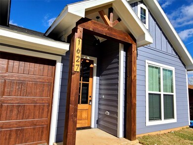 1627 W Elm St, Denison, TX 75020 - photo 3