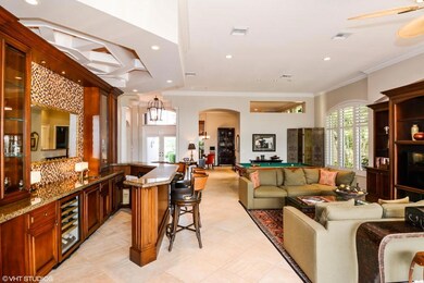 4 Living Room