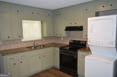 8859 Main St unit 2, Woodstock, GA 30188 - photo 6