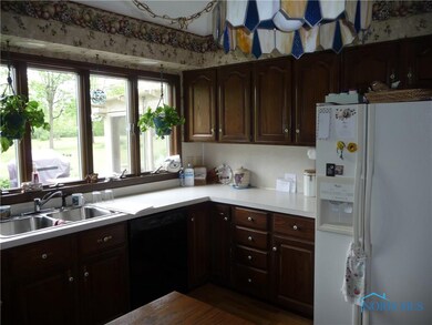 1458 Middleton Pike, Luckey, OH 43443 - photo 3