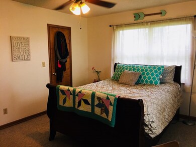 5718 W 9th St, Cushing, OK 74023 - photo 5