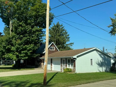 452 Mill St, Manawa, WI 54949 - photo 4