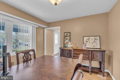 15 Hillcrest Ln, Willingboro, NJ 08046 - photo 4