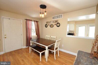 16 Horseshoe Ct, Atco, NJ 08004 - photo 6