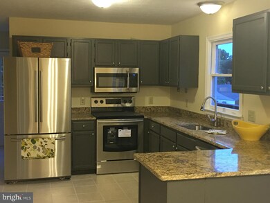 1614 Roberts St, Winchester, VA 22601 - photo 2