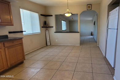 2212 N 50th Ave, Phoenix, AZ 85035 - photo 6