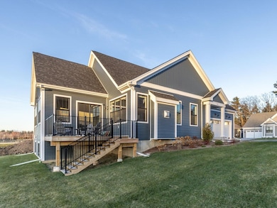 601 Vale Dr, South Burlington, VT 05403 - photo 2