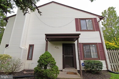 2561 Fox Ridge Ct, Woodbridge, VA 22192 - photo 2