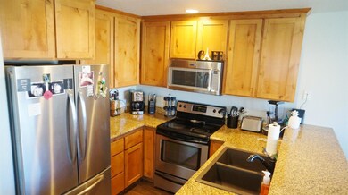 903 Silver Fox Dr, Central Point, OR 97502 - photo 7