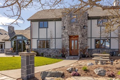 3826 Jonathan Way, Central Point, OR 97502 - photo 4