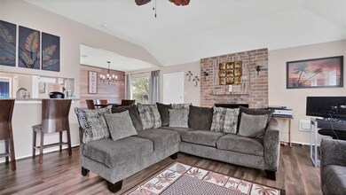 7251 Sonnet Glen Ln, Houston, TX 77095 - photo 5