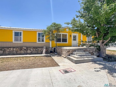 2411 Socorro Rd, Carlsbad, NM 88220 - photo 2