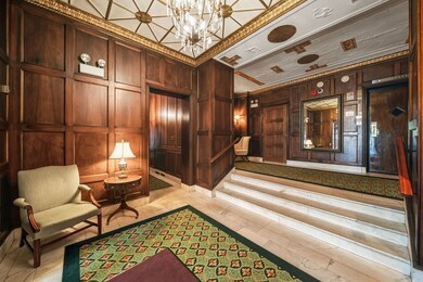 2912 N Commonwealth Ave unit 1A, Chicago, IL 60657 - photo 3