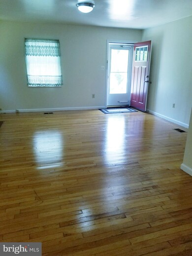 5110 59th Ave, Hyattsville, MD 20781 - photo 3