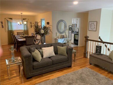 4891 Cypress St, Allentown, PA 18106 - photo 4