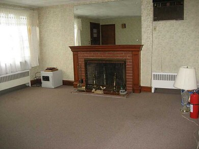 191 Dunedin St, Cranston, RI 02920 - photo 4