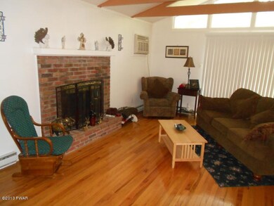 403 Canoe Brook Dr, Milford, PA 18337 - photo 6