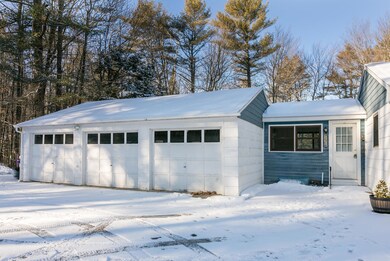 290 Webbs Mills Rd Raymond ME-large-003-