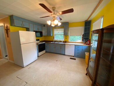 4 kitchen