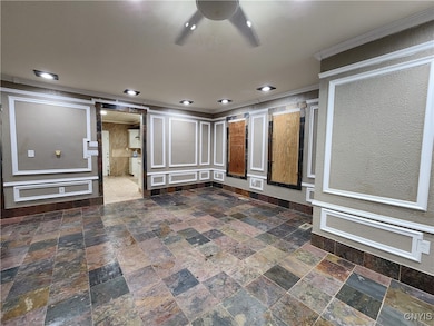 110 Lacy Place unit 12, Syracuse, NY 13208 - photo 2