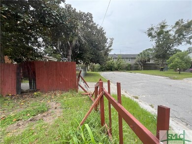 2244 Greenwood St, Savannah, GA 31404 - photo 2