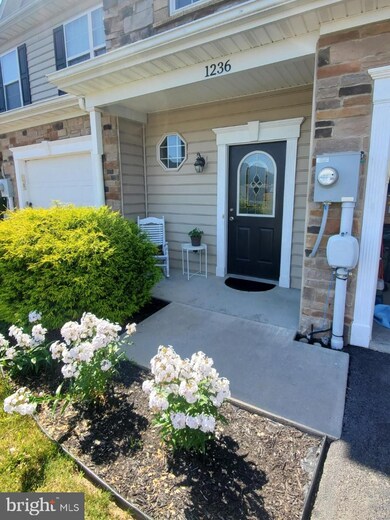 1236 Emilys Ct, Greencastle, PA 17225 - photo 3