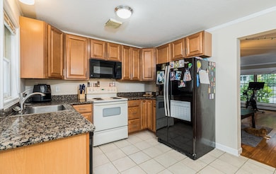 110 Woodland Green, Rochester, NH 03868 - photo 4