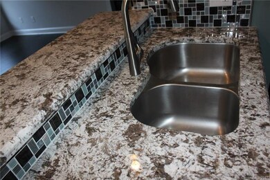 244 S Cedar St unit 3, Charlotte, NC 28202 - photo 3