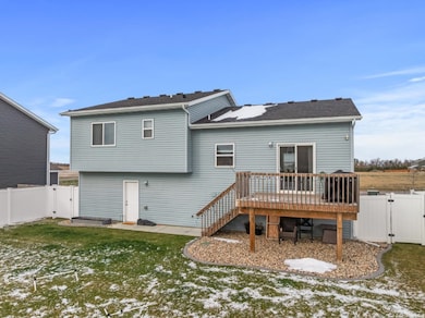 1433 35th Ave NW, Minot, ND 58703 - photo 6