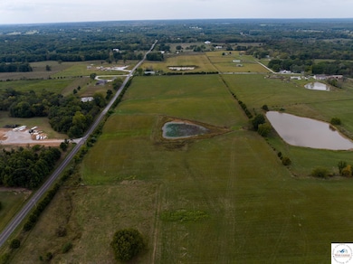 000 NE Highway 00 Hwy, Windsor, MO 65360 - photo 3