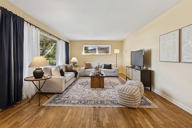 1350 Susan Dr, Saint Joseph, MI 49085 - photo 5