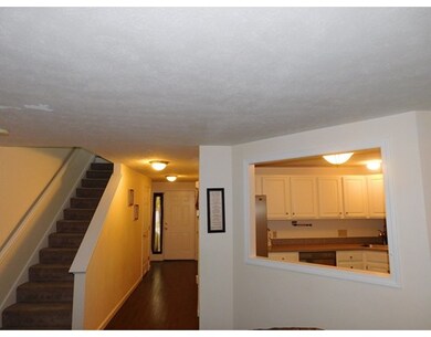 215 Bridle Cross Rd unit 215, Fitchburg, MA 01420 - photo 5