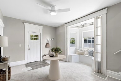 225 North Hague Avenue-5.jpg-SMALL